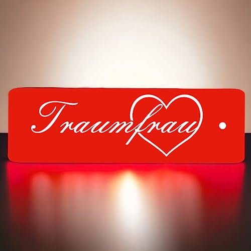 BigTrend24 Schlüsselanhänger mit Gravur - Traumfrau - Herz mit Spruch - Kunststoff in 10 verschiedenen Farben - 80x25mm